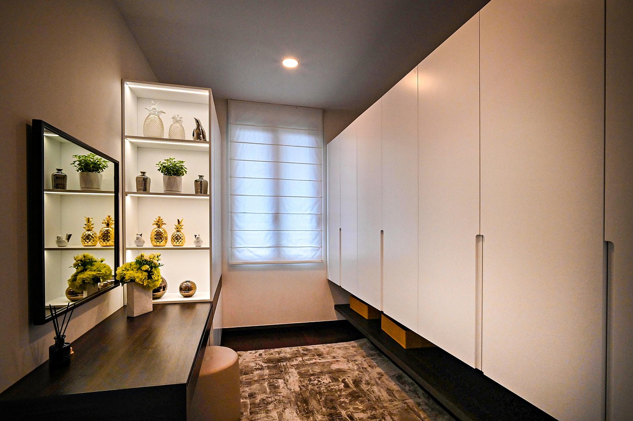Minimalistische Garderobe: Weniger ist mehr entdecken sie die vorteile einer minimalistischen garderobe: zeitlose mode, weniger kleidung und mehr stil für jeden tag.